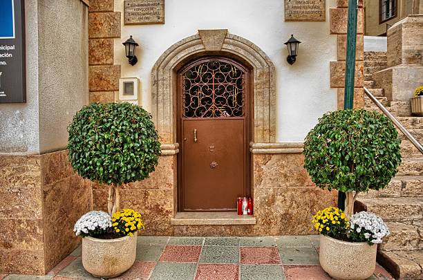 تصویر 3 از سنگ تراورتن یکدست سازی نماهای بزرگ