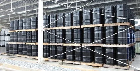 قیر صادراتی FoB با یکنواختی کیفیت و قابلیت حمل‌ و نقل در مسیر های طولانی