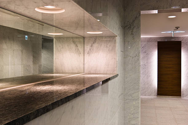 سنگ تراورتن زیبایی ماندگار سازه مدرن