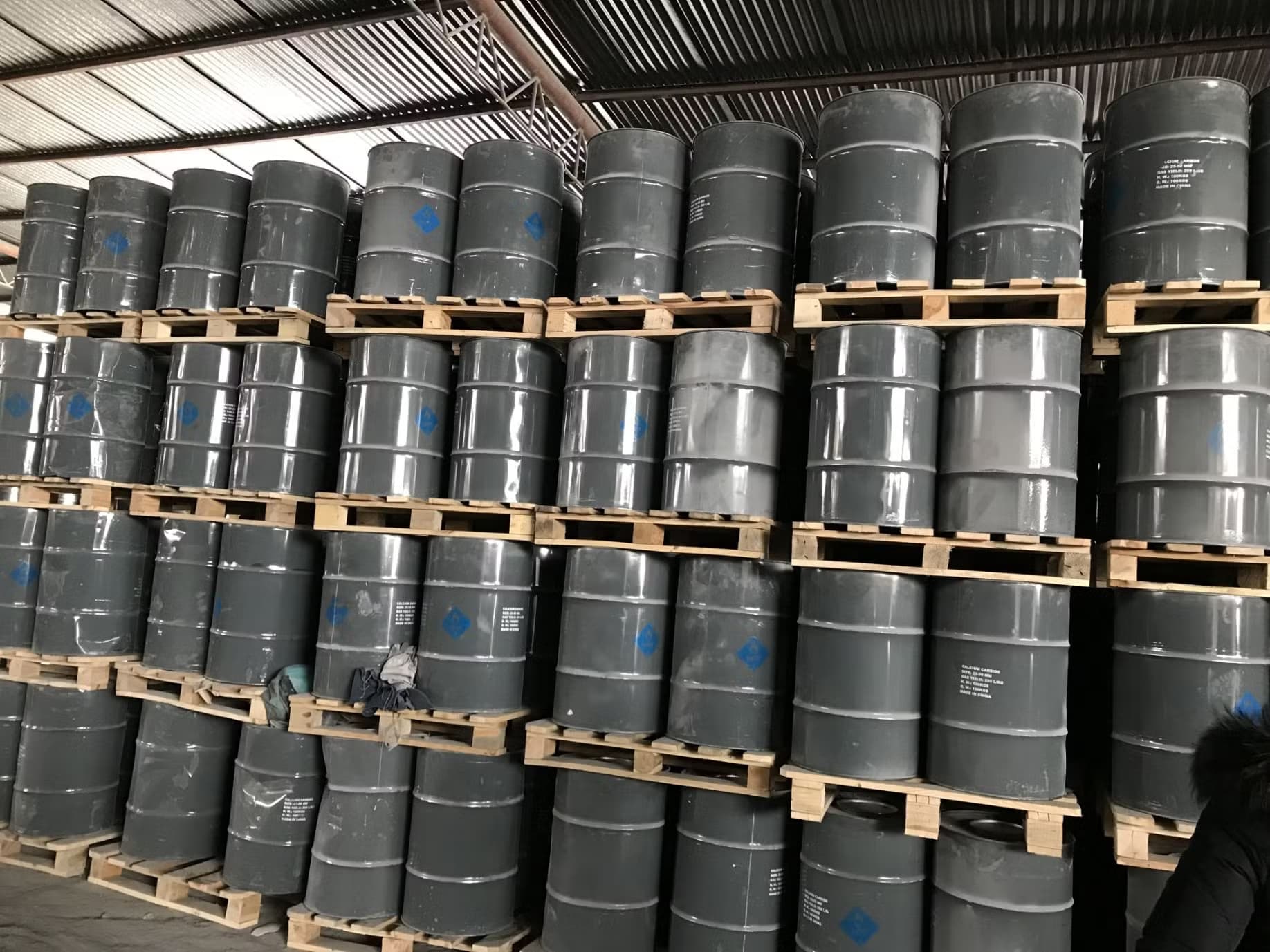 تصویر 3 از قیر exwork صادراتی با خواص فیزیکی و شیمیایی قابل اطمینان