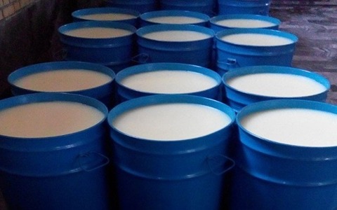 تصویر 2 از وازلین صنعتی اصفهان بسته‌ بندی بشکه فلزی