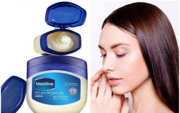 تصویر 2 از وازلین حاوی ویتامین ای مراقبت عمقی پوست خشک