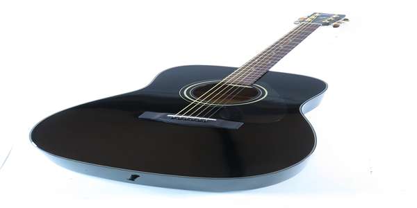 تصویر 3 از گیتار آکوستیک یاماها مشکی اکشن استاندارد کنترل حرفه ای