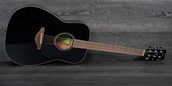 گیتار آکوستیک یاماها مشکی اکشن استاندارد کنترل حرفه ای