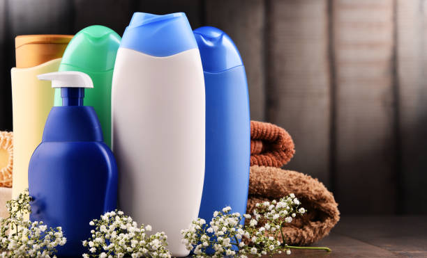 تصویر 1 از شامپو مخصوص موهای خشک دارای موخوره