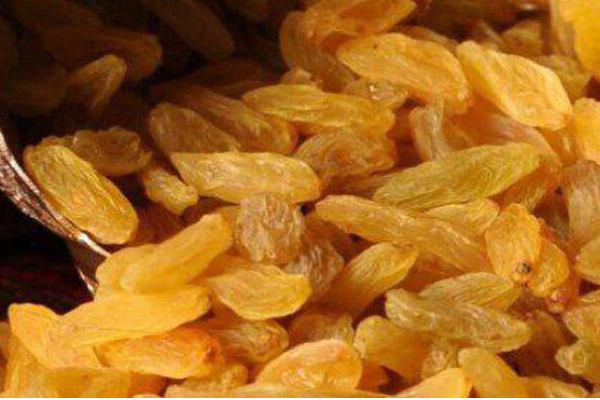 کشمش فخری درجه یک بسته‌بندی بهداشتی و شکیل