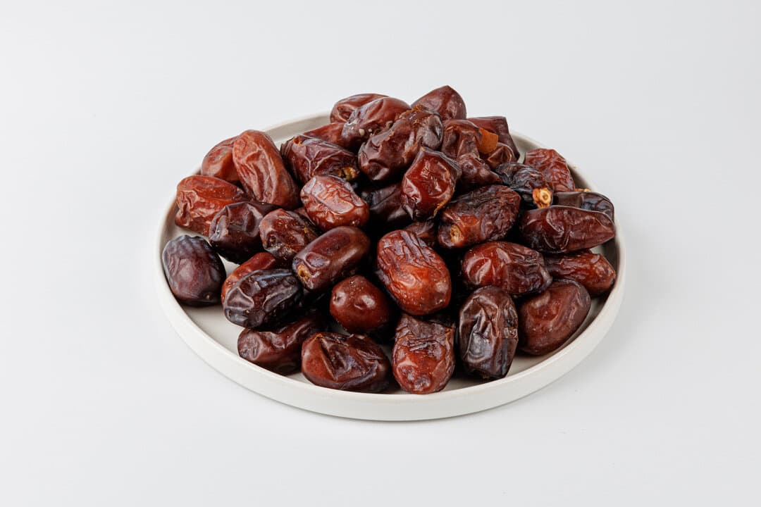 خرما کبکاب ظرفی ارگانیک با بافت نرم و گوشتی بدون مواد افزودنی