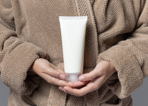 شامپو حجم دهنده حرفه ای برای موهای لخت