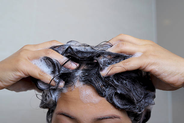 تصویر 1 از شامپو حجم دهنده حرفه ای برای موهای لخت