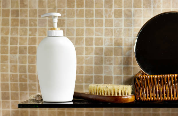 تصویر 2 از شامپو صاف کننده موهای وز و مجعد