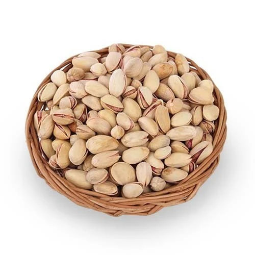تصویر 3 از پسته احمدآقایی تازه خندان با مغز پر و طعم طبیعی دلپذیر