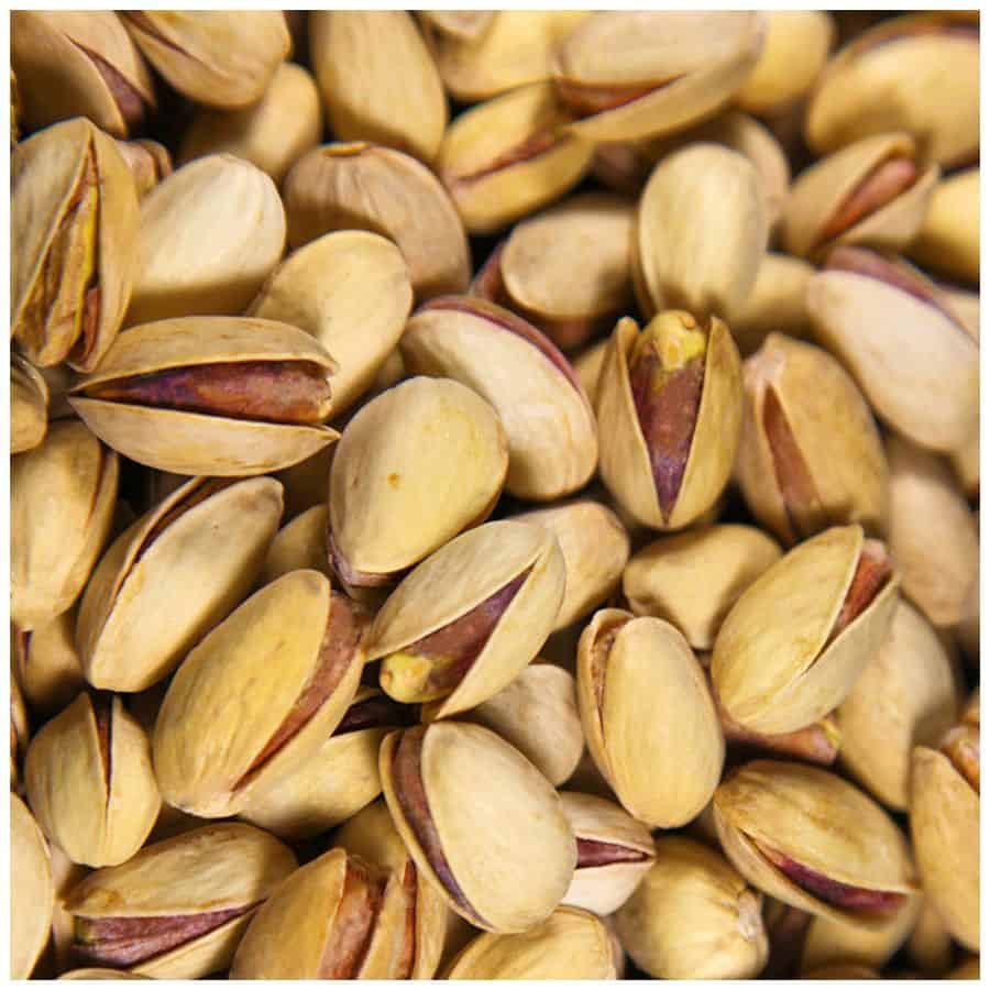 پسته سالم و یکدست بدون دانه‌ های پوک و آسیب‌ دیده