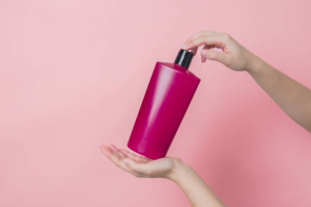 تصویر 2 از شامپو گیاهی ملایم برای موهای معمولی و حساس