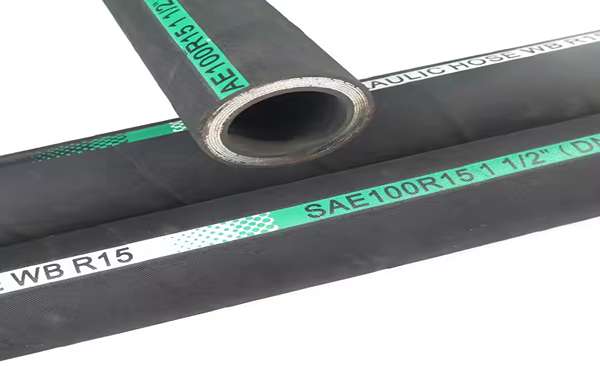 تصویر 1 از شیلنگ آب صنعتی راهکار مطمئن مدیریت مصرف آب و انرژی