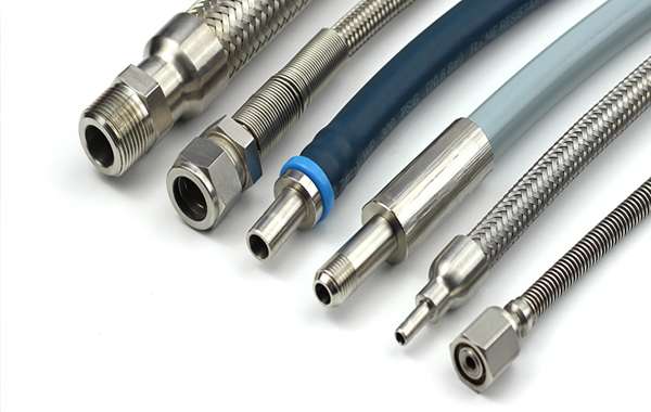 تصویر 1 از شیلنگ نسوز صنعتی لایه محافظ مقاوم در برابر حرارت و فشار بالا