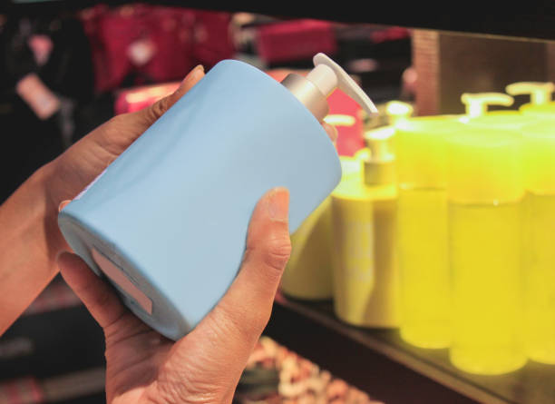 تصویر 2 از شامپو تثبیت رنگ طبیعی برای موهای رنگ شده