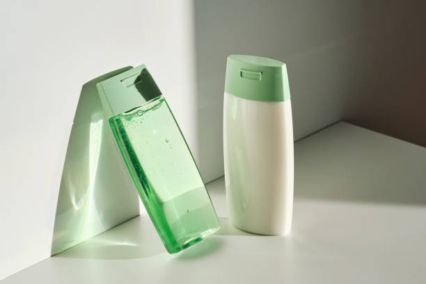 شامپو مرطوب کننده ویژه موهای فر و خشک