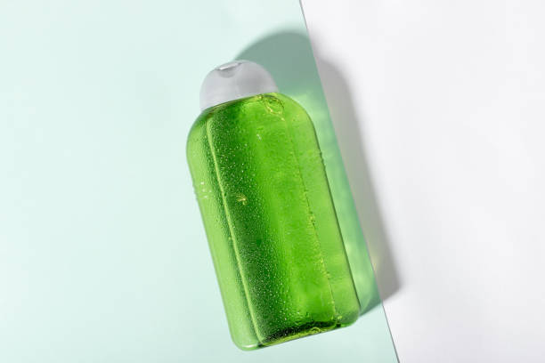 تصویر 2 از شامپو کنترل ریزش برای موهای کم پشت و نازک