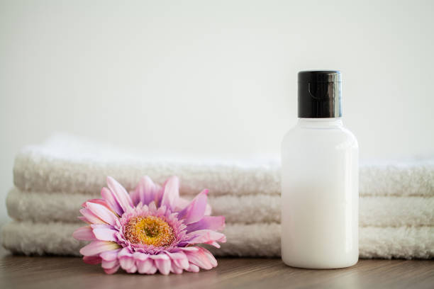 تصویر 3 از شامپو تغذیه عمیق و ترمیمی برای موهای آسیب دیده