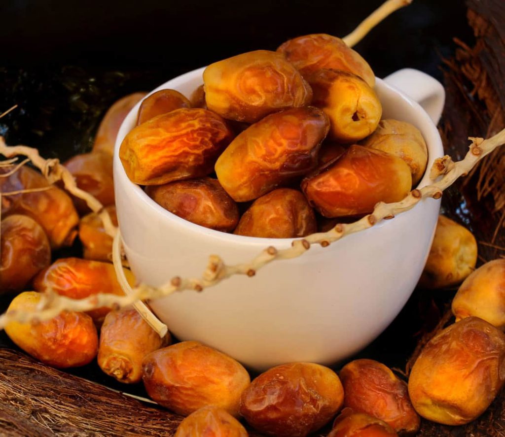 تصویر 1 از انواع خرما زاهدی ممتاز با شیرینی متعادل