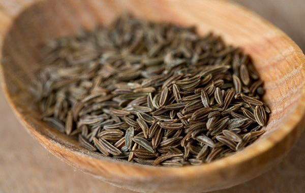 زیره سیاه طلایی رنگ خوشبو مطبوع ویژه آشپزی