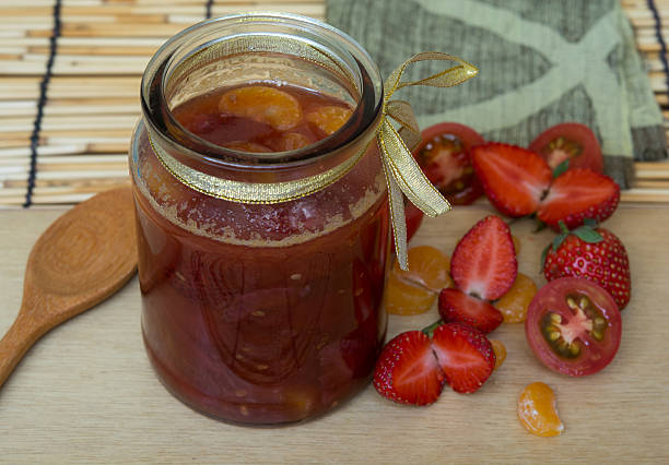 تصویر 3 از انواع کمپوت مخلوط میوه های استوایی درجه یک