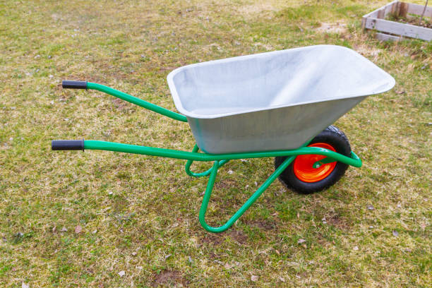 تصویر 3 از فرغون فرانسه طراحی مدرن و دوام بالا در استفاده صنعتی