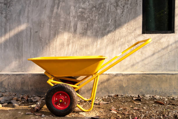 تصویر 2 از فرغون تک پرس سبک و کاربری ساده برای حمل بارهای متوسط