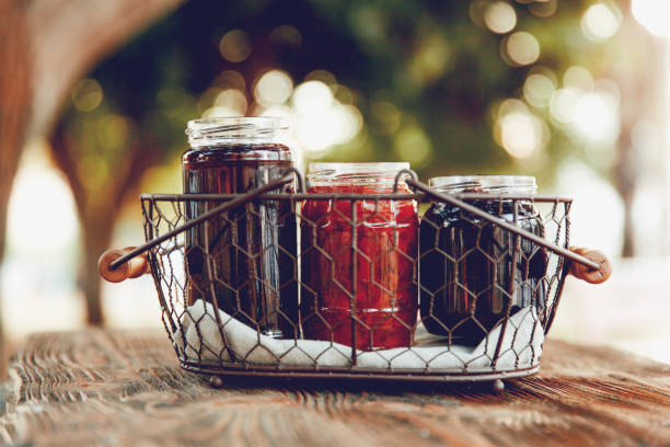 تصویر 1 از انواع کمپوت میوه خانگی با طعم و رنگ عالی