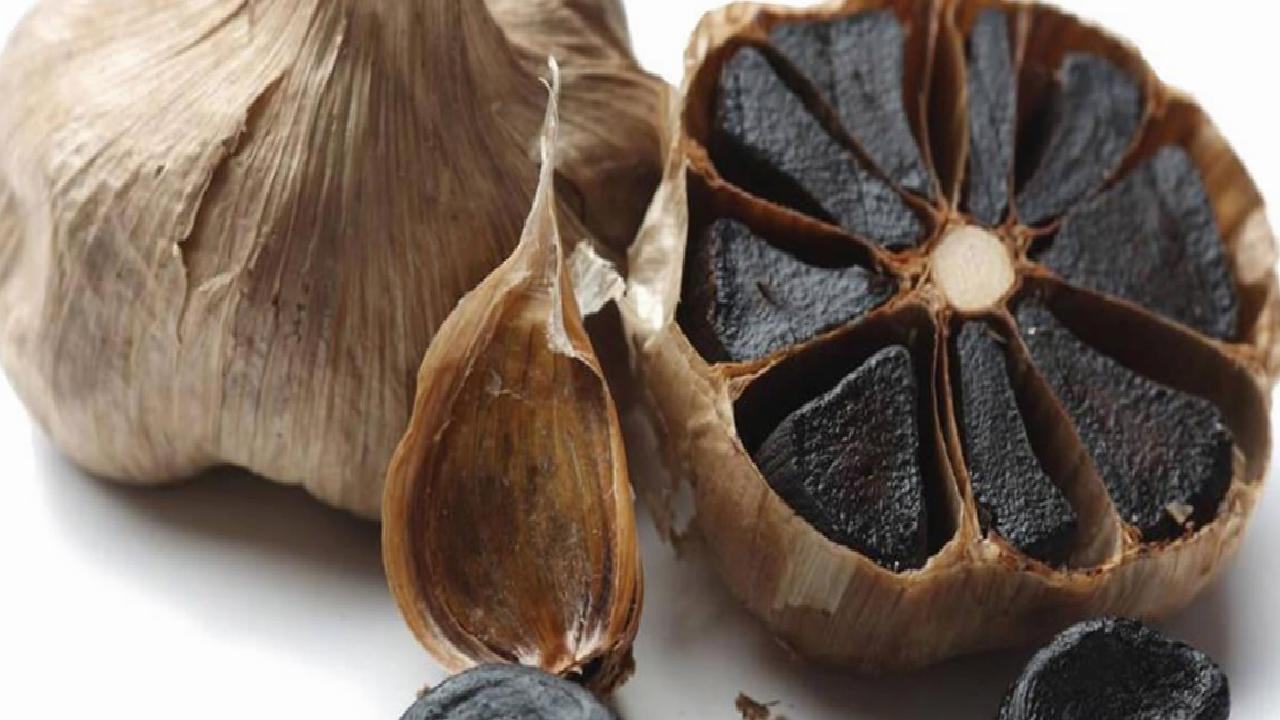 تصویر 1 از سیر سیاه بیز تازه با دانه درشت و عطر طبیعی