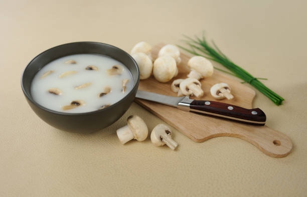 قارچ خوراکی لطیف برای تهیه سوپ خامه ای