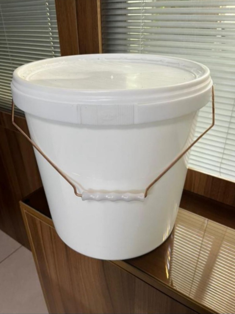 تصویر 1 از خرید سطل ۱۲ لیتری پلاستیکی لبه دار