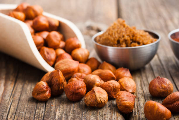 تصویر 1 از فندق پوست کنده سورت شده مخصوص قنادی تخصصی