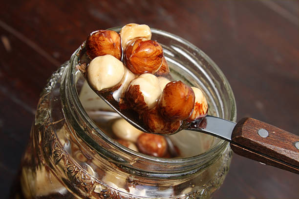 تصویر 3 از فندق مغز طلایی مخصوص تهیه کره فندقی خالص