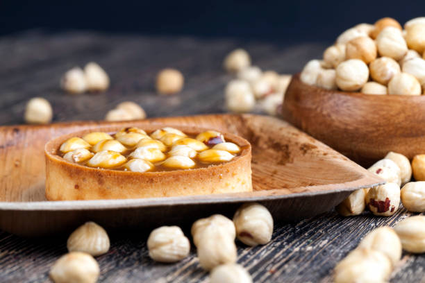 تصویر 1 از فندق پوست گرفته آماده مصرف قنادی تخصصی