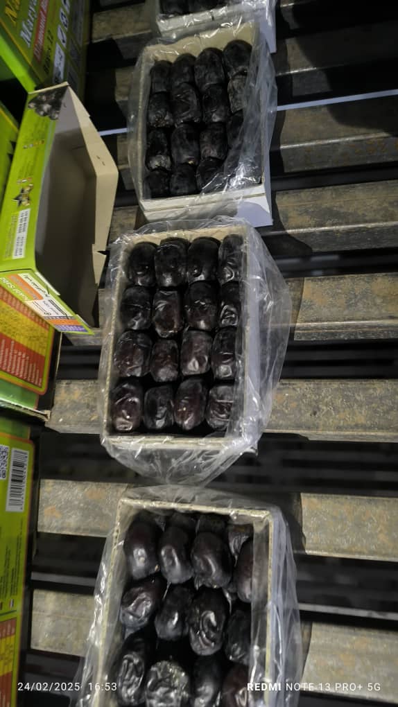 تصویر 4 از خرما مضافتی بم کف خشک درجه یک داخلی صادراتی قیمت مناسب