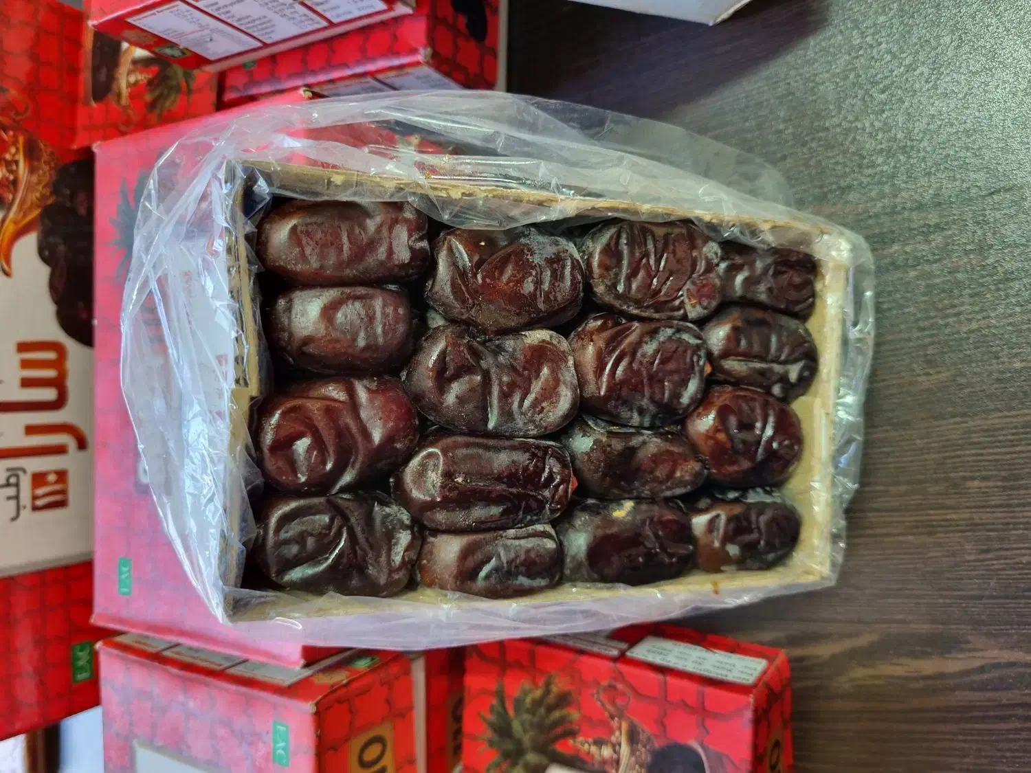 تصویر 2 از پخش عمده خرمای مضافتی صادراتی تازه امسال