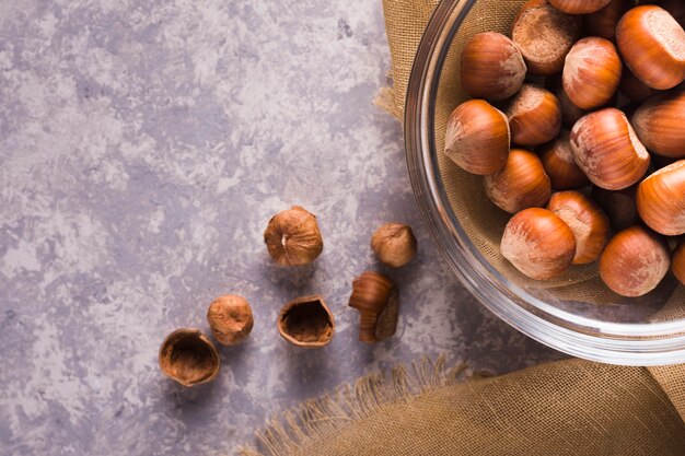 تصویر 2 از فندق خام وارداتی با کیفیت تضمینی