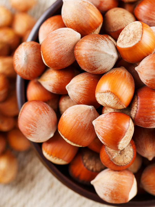 قیمت فندق طعم دار