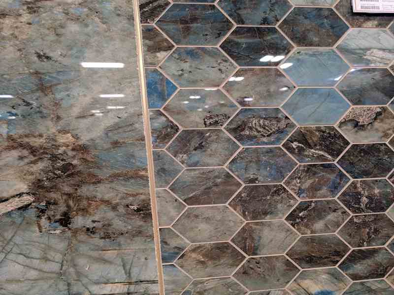 تصویر 2 از کاشی حمام لوکس مناسب پروژه های خاص با طراحی منحصر به فرد و مدرن