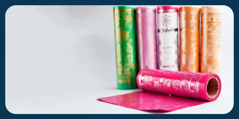 تصویر 2 از سفره یکبار مصرف مات زیبا مناسب چیدمان ساده و کلاسیک