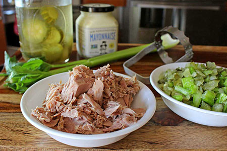 تن ماهی سبزیجات طعم‌ دار در انواع مزه‌ های خاص