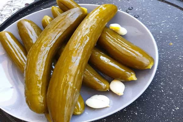 فروش خیارشور تخمیری دبه ای