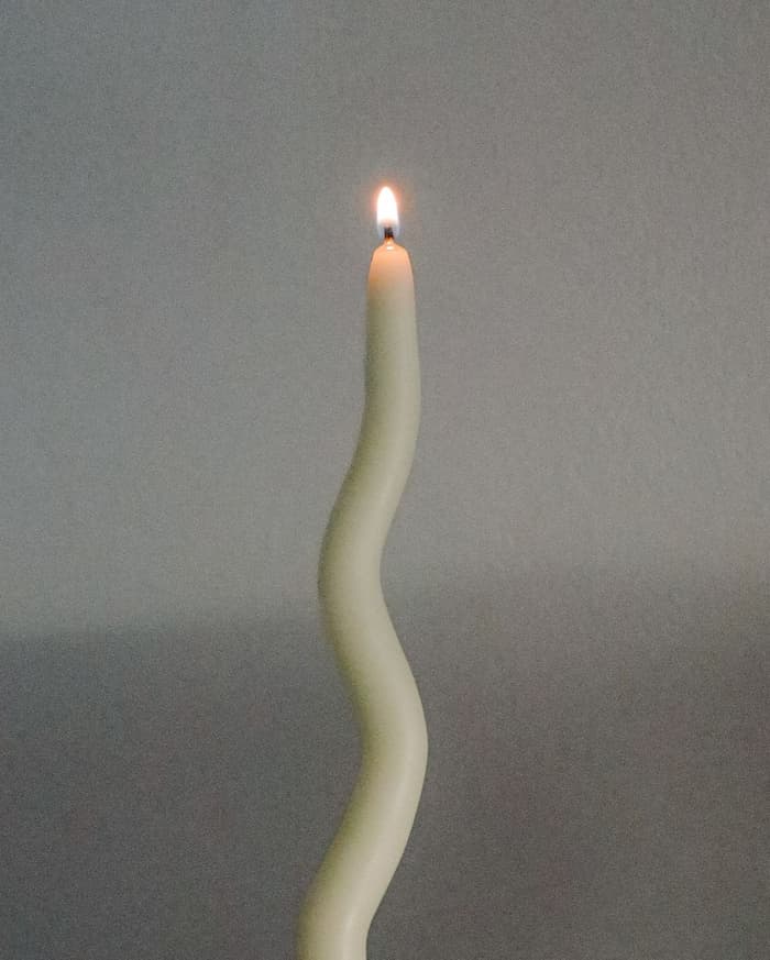 تصویر 3 از شمع کیک رنگارنگ مناسب جشن ها با جلوه زیبا و دلنشین